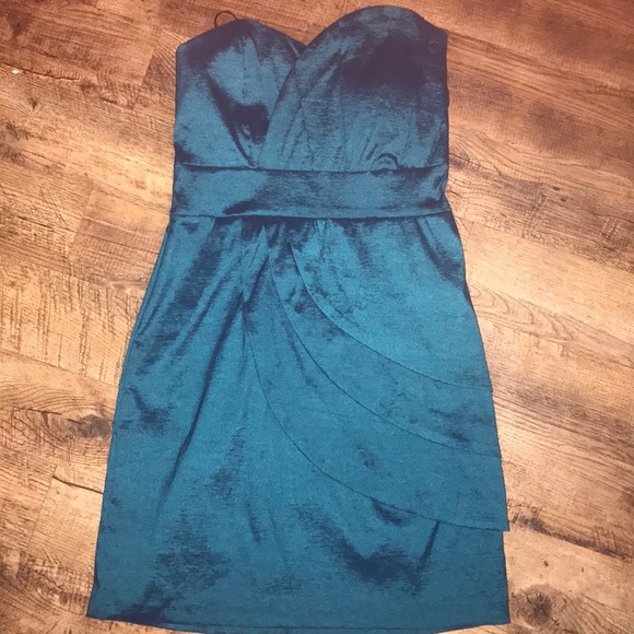 Dresses & Skirts - Cocktail dress